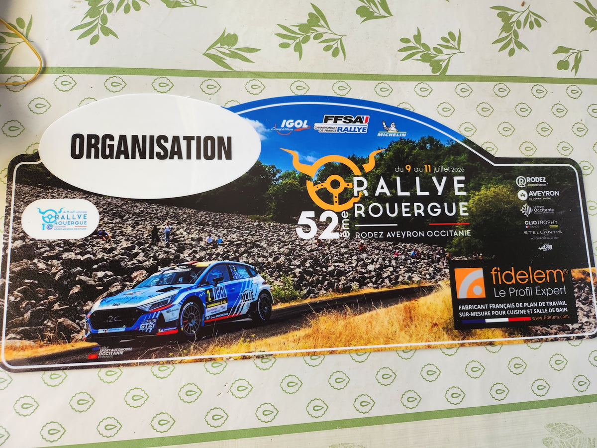 Lot 2026 : tee-shirt, plaque, casquette et différents objets